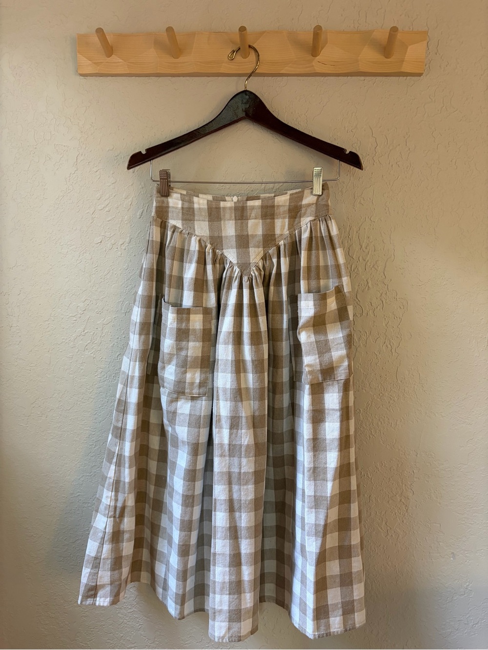 Fashion Brand Company Park Skirt in Beige and White Gingham